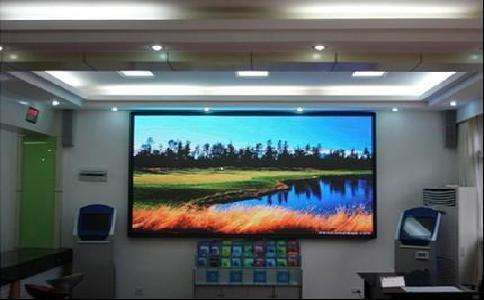 【南京顯示屏制作】生產(chǎn)LED顯示屏企業(yè)需要注意售后服務(wù)